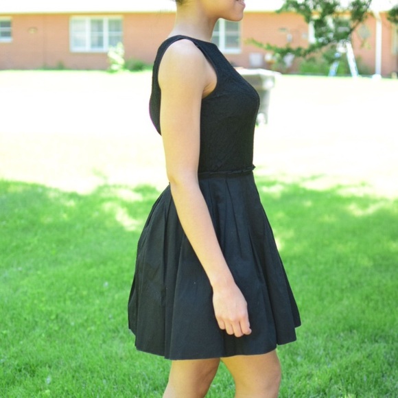 Black Evening/coctail Dress - Picture 8 of 8